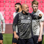 Antrenorul PSV a spus despre Dennis Man Ne poate ajuta mult