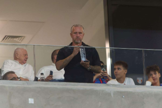 Laurentiu Reghecampf in discutii pentru un nou angajament in Africa