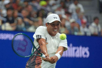 Tanarul Tien 19 ani eliminat de Djokovic are antrenor nou