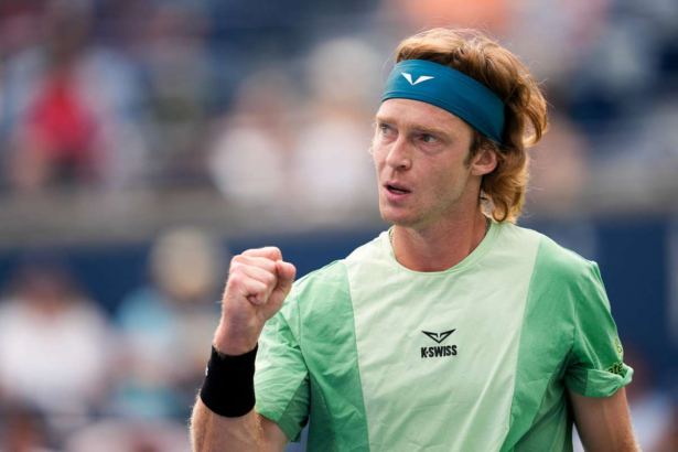 Tennis Tracker Rublev in sferturi la Toronto dupa abandonul lui Fokina