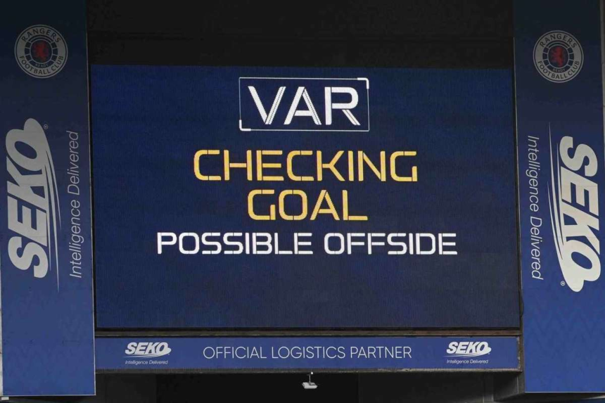 VAR a comis 18 erori in sezonul trecut in Premier League