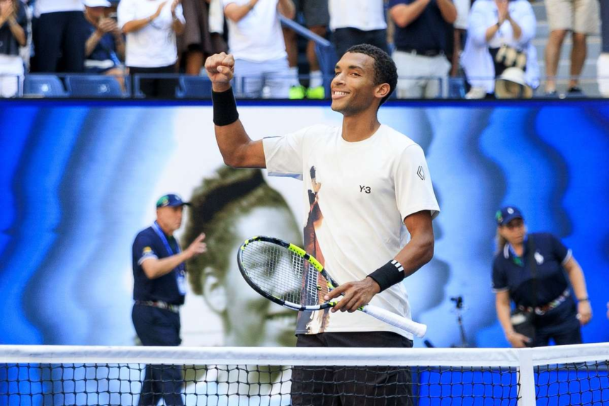 Auger Aliassime l a eliminat pe favorit si este in semifinale