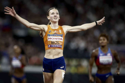Femke Bol isi apara titlul mondial la 400m garduri