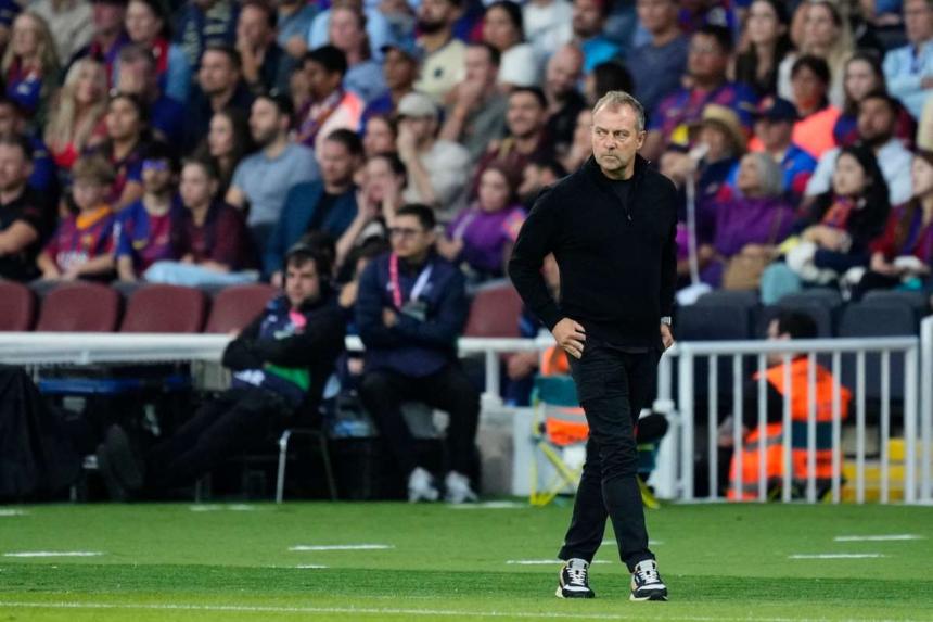 Hansi Flick rezervat dupa ce Barcelona a liderat LaLiga