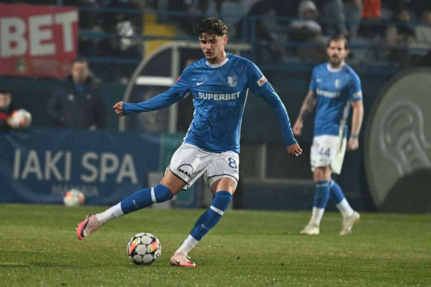 Nicolas Popescu imprumutat de Farul la Steaua