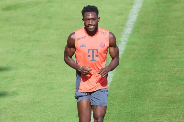 Starul Canadei s a intoars la antrenamentele Bayern dupa cinci luni