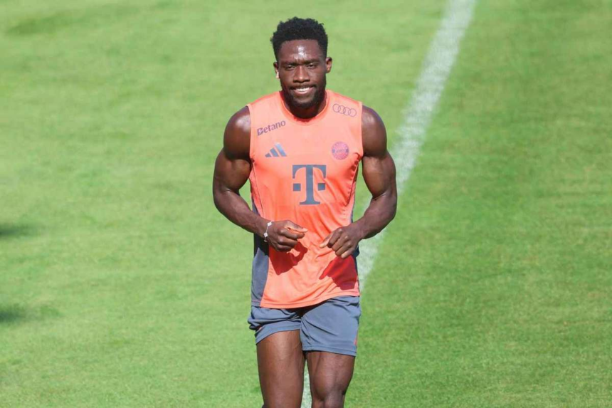 Starul Canadei s a intoars la antrenamentele Bayern dupa cinci luni