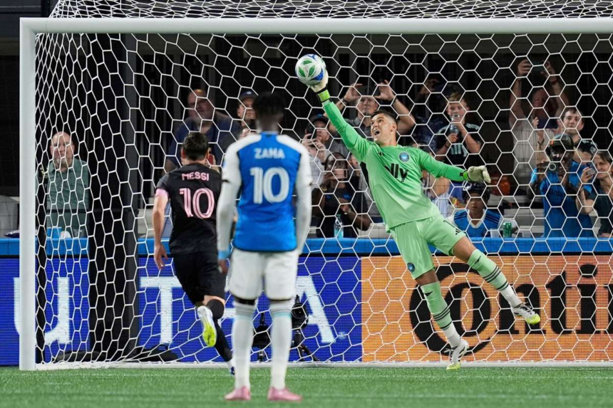 VIDEO Messi a ratat primul penalty din 2022