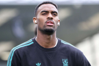 surpriza la liverpool isak nu e in lot contra burnley