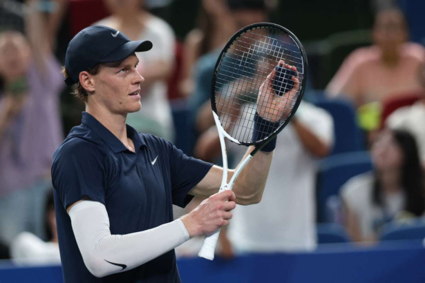 Jannik Sinner a dominat la Shanghai Calificare ushoara in turul trei