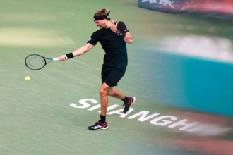 Zverev afirma ca designul terenurilor ii ajuta pe Sinner si Alcaraz